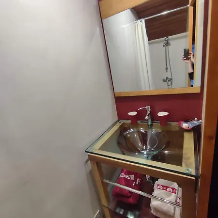 Dans Maison De Pays Pour 5 Personnes Апартаменты