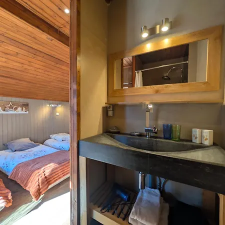Dans Maison De Pays Pour 5 Personnes Lejlighed *