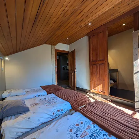 Dans Maison De Pays Pour 5 Personnes Apartment Chamonix